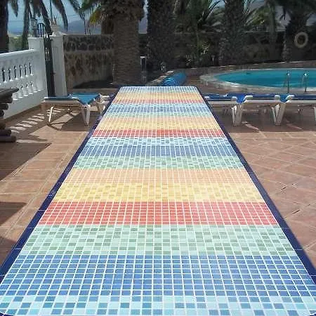 فيلة Dalylu La Asomada (Lanzarote)