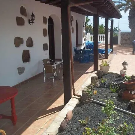 Dalylu فيلة La Asomada (Lanzarote)