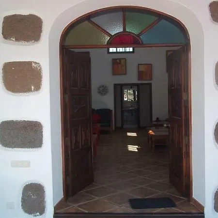 فيلة Dalylu *